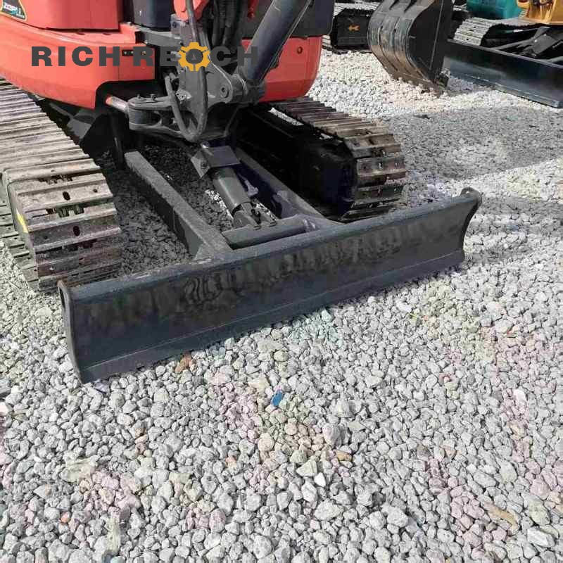 Track and undercarriage close-up of a 2025 Kubota U-35-5 second hand 3.5T excavator, price $15,278 Richreach